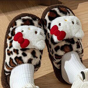 Hello Kitty Plush Slippers - Adorable Winter Warm Soft Plush Indoor Home 38-39
